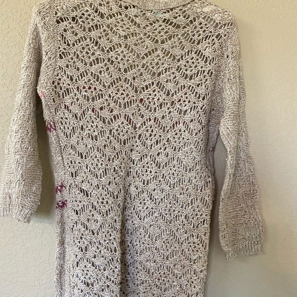 Layering sweater 3/4 length sleeves - Picture 3 of 3